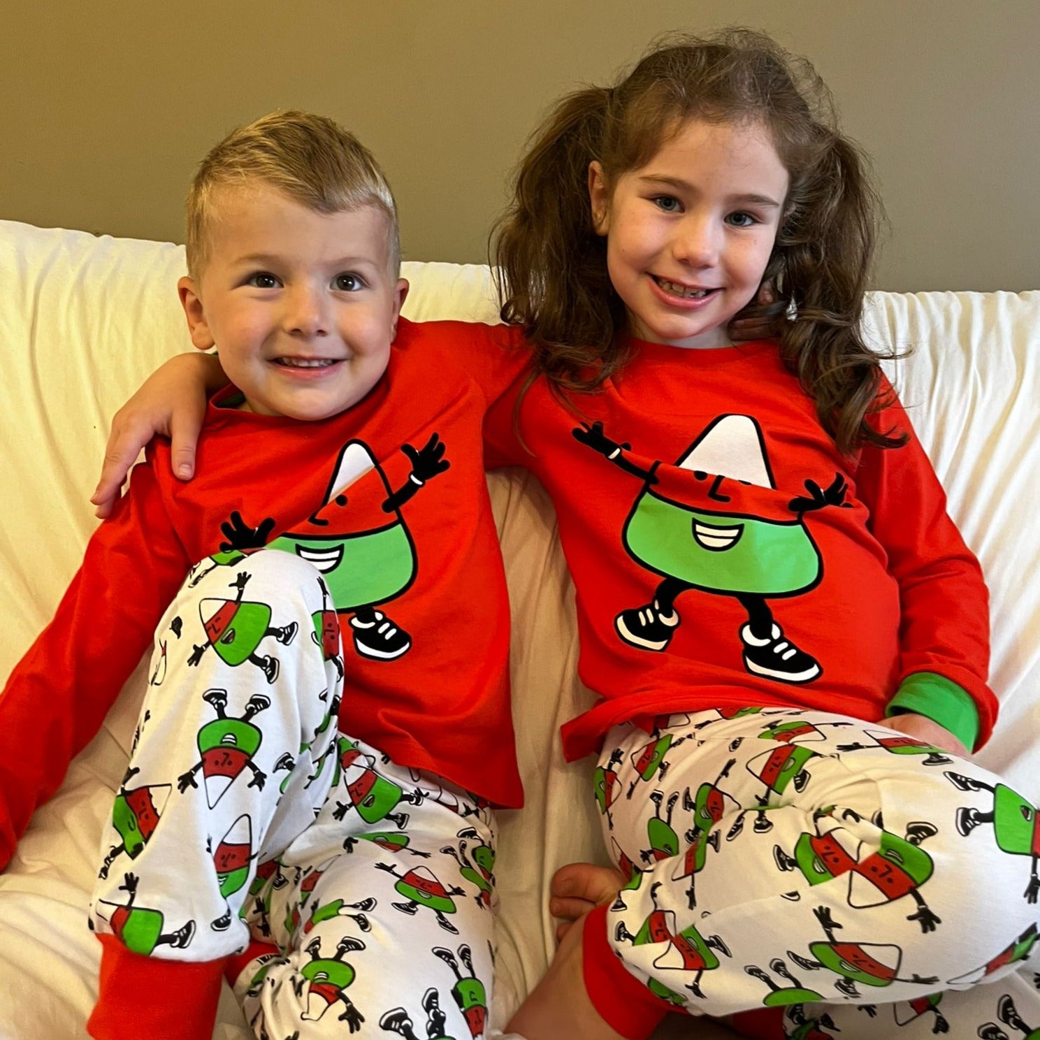 Mistar Urdd Pyjamas (Children)